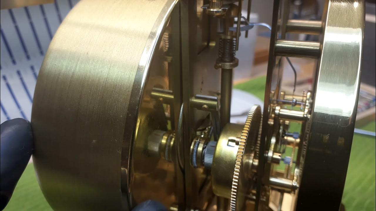 How to Tell if Atmos Clock Bellow is Flat Without Taking Clock Apart