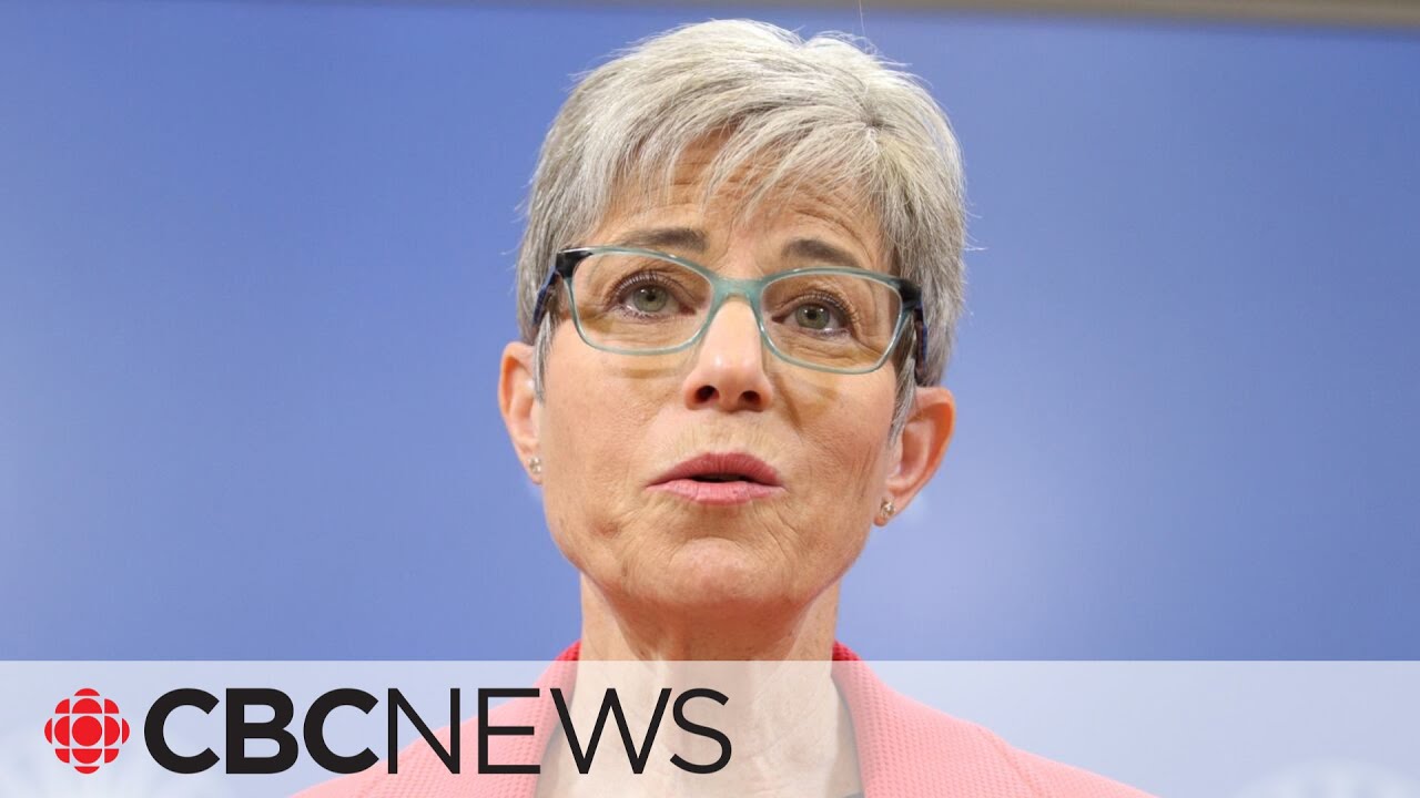 B.C. premier facing pressure to remove cabinet minister over Middle East comments