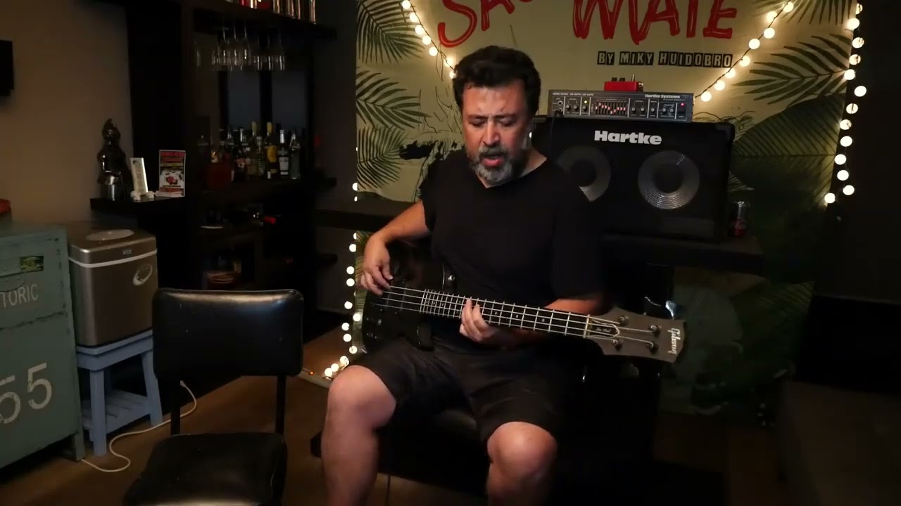 Micky Huidobro - Hasta La Basura Se Separa - YouTube