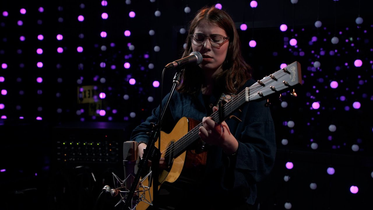 Guarda Arny Margret - sometime (Live on KEXP) su YouTube Guarda Arny Margret - sometime (Live on KEXP) su YouTube