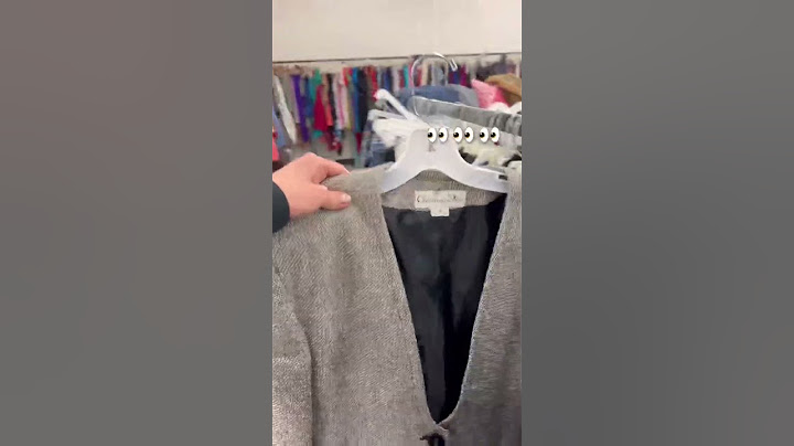 Never pass up the blazer section at the thrift store 🛍️ I almost missed this vintage designer 💎 🫢