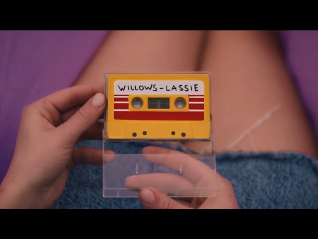 Willows – Lassie (Official Music Video) class=