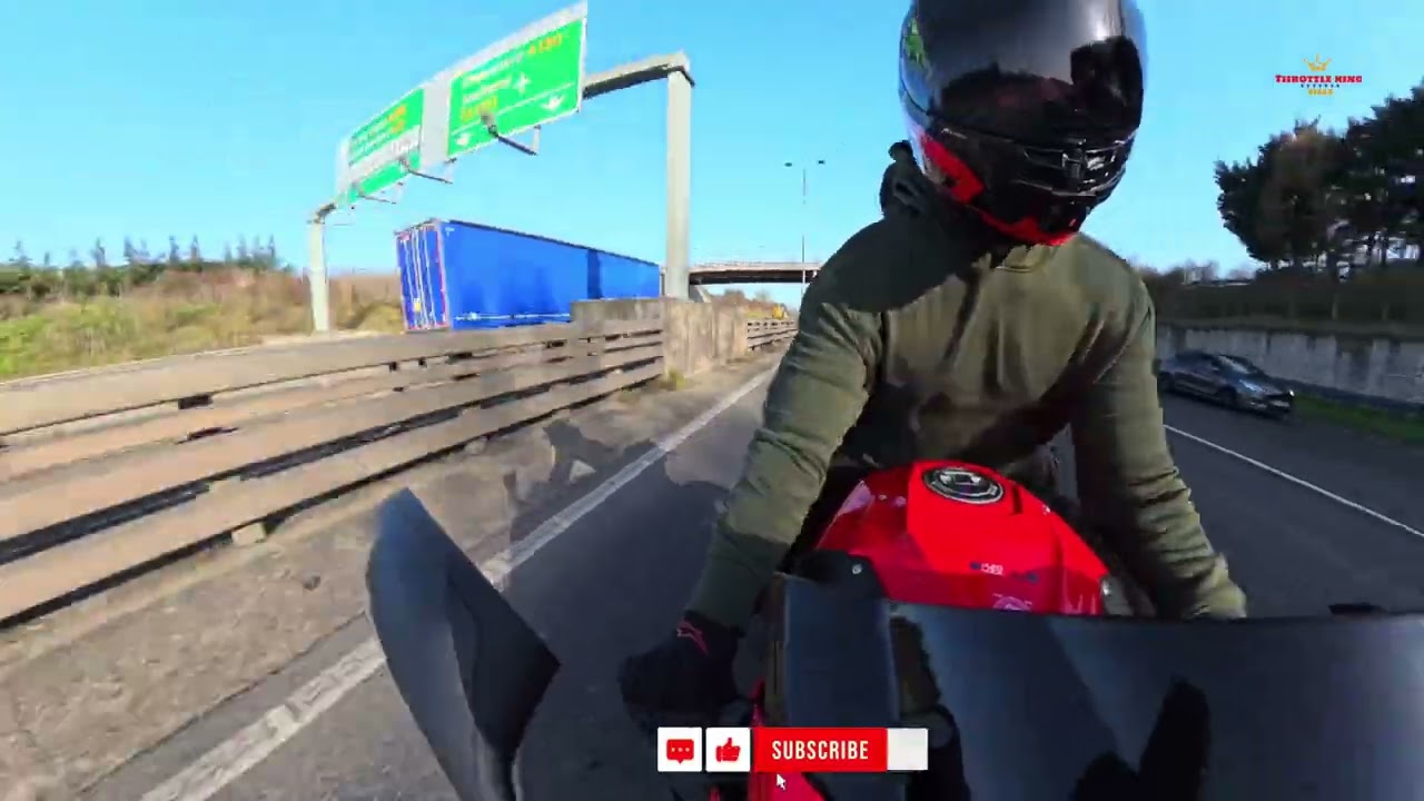 Flying horse #bmws1000rrhp4 #throttleking 