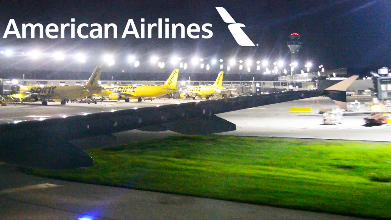 American Airlines Airbus A321 Night Landing in Chicago-O'Hare (ORD)
