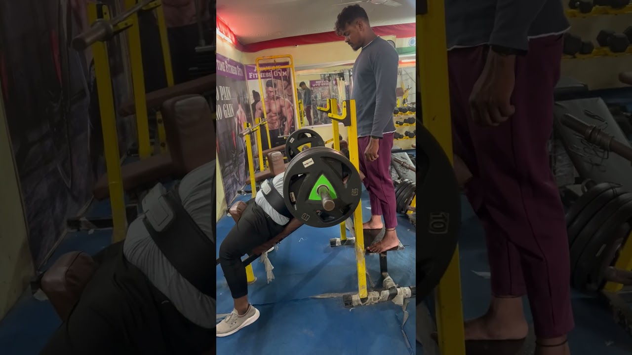 Incline Bench press 120 kg 💪￼@fitness gym07