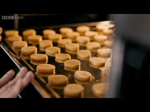 parmesan-shortbreads---nigellissima---christmas-2012---bbc-two