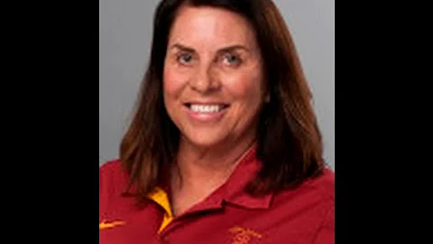 USC beach coach Anna Collier