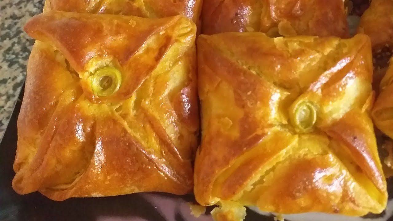 رغايف في الفرن بحشوة لذيذة والاهم اقتصادية بنة وقرمشة