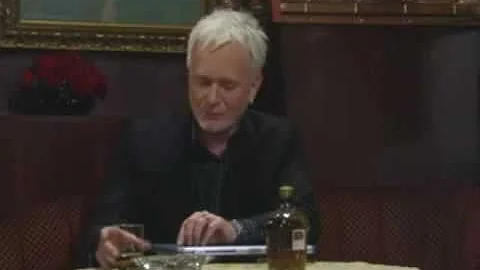 GH - Luke and Laura - Drowning