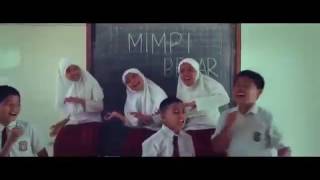 Download lagu Soundtrack surau dan silek mimpi besar Soundtrack surau dan silek mimpi besar