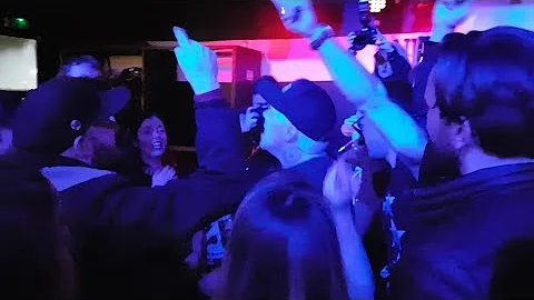 Kris Roe (live @ New Cross Inn, London, UK, 08/04/...