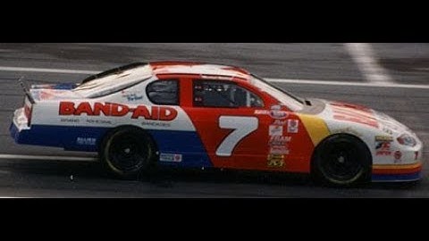 Attempting to recreate Michael Waltrip