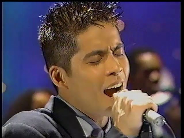 YouTubeで久保田利伸 - 夢 with You (1993)を視聴 YouTubeで久保田利伸 - 夢 with You (1993)を視聴