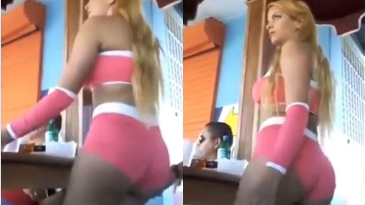 Dominican Girl Dancing Dembow Music In Santiago Dominican Republic 2019 Youtube