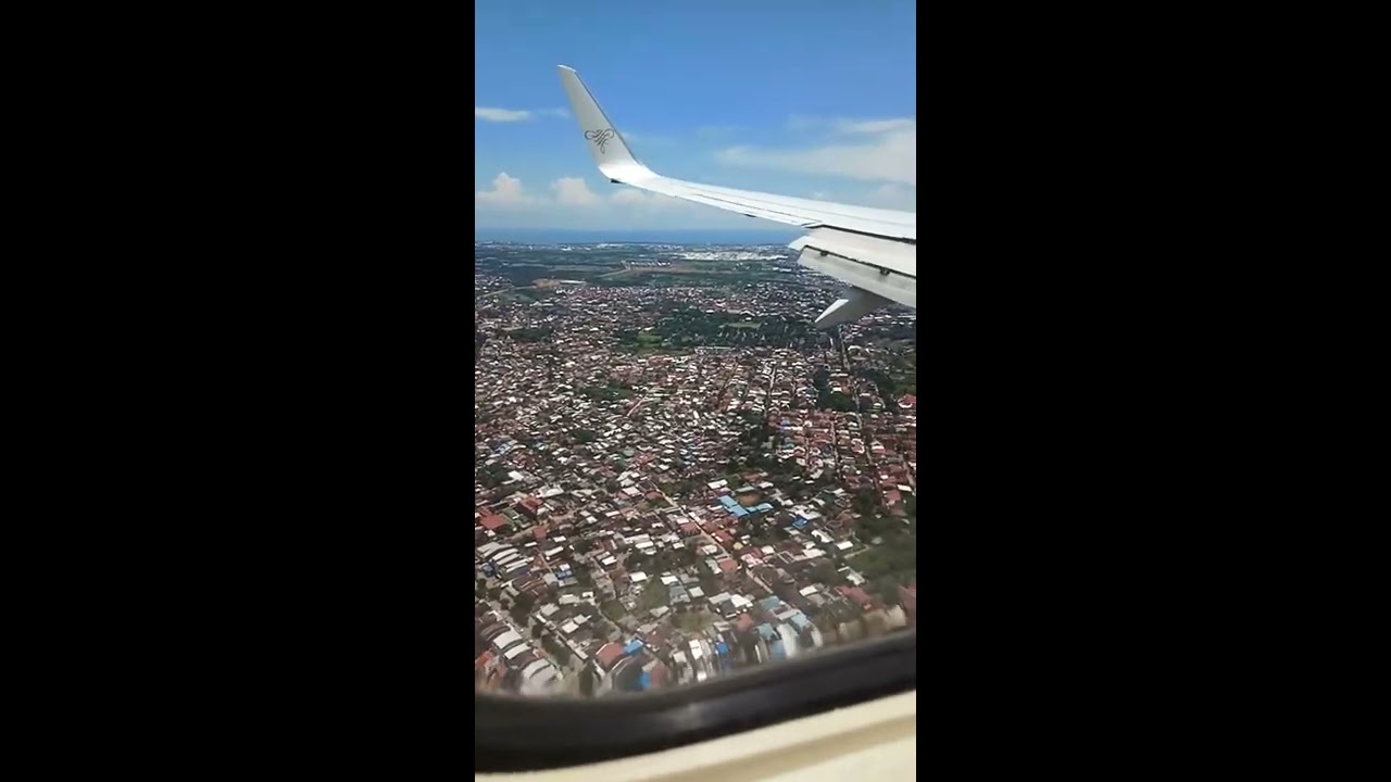  Pesawat  Landing I Pemandangan dari atas dalam Pesawat  