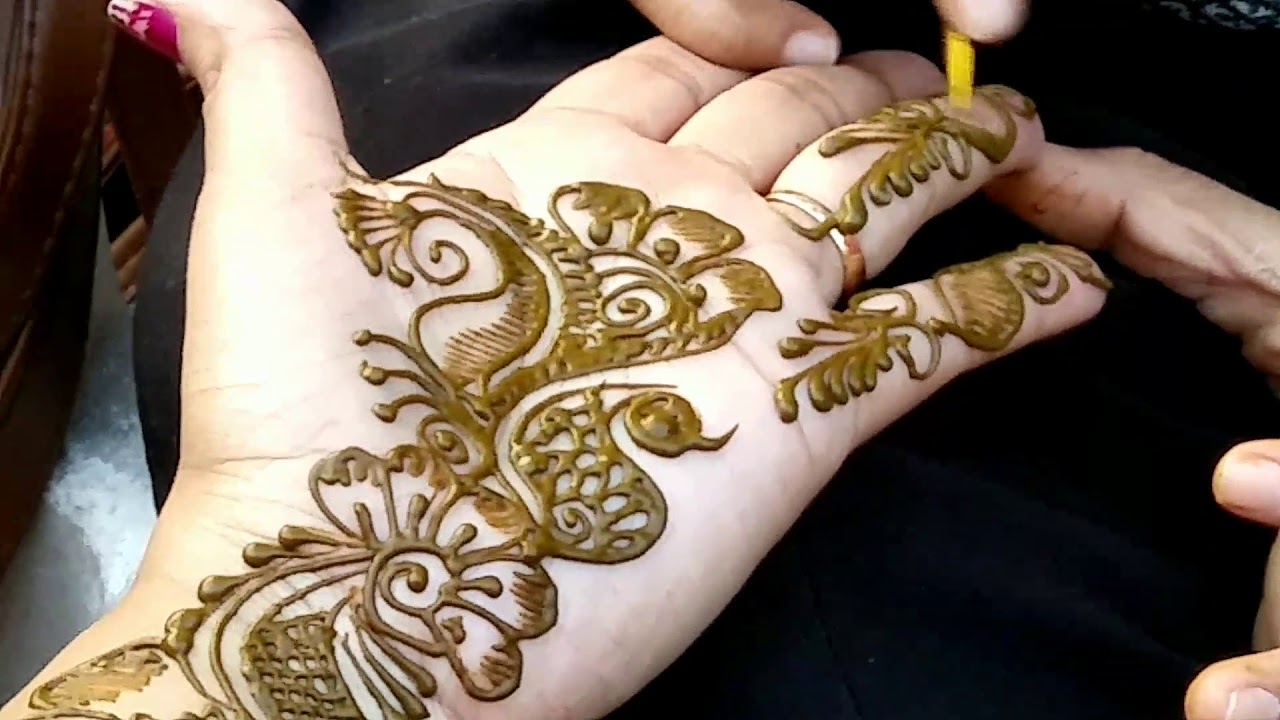 Hyderabadi Henna Mehndi Design at Shilparamam | Simple but Awesome ...