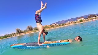 Paddleboard Yoga 😂