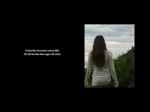 Kita Alexander - Sunday Girl [Official Lyric Video]