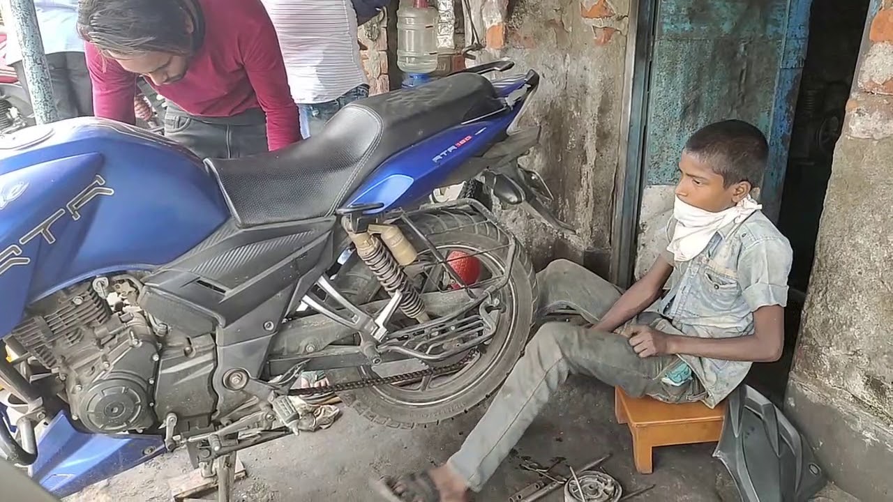 BIKE SERVICING AFTER 3200KM YouTube