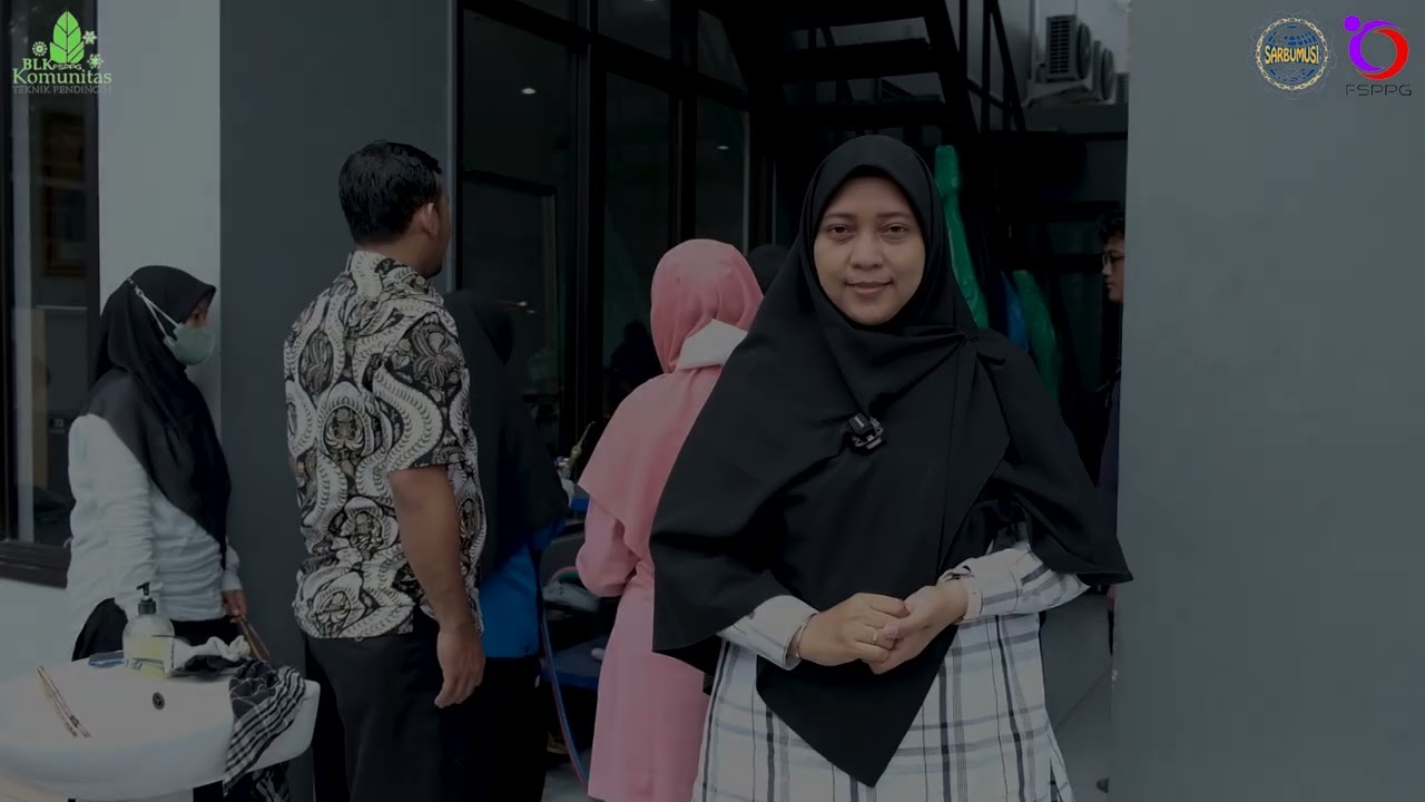 GURU SMK MENIMBA ILMU TEKNIK PENDINGIN AC DI BLK FSPPG