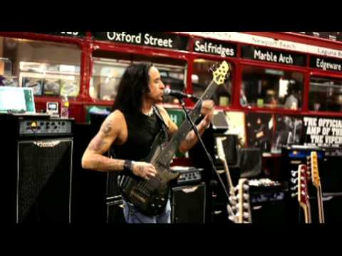 MARCO MENDOZA NAMM 2009