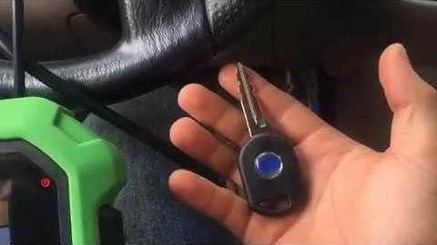 Làm chìa CHIP Ford Escape 2005(DP Plus Program 4D60 Chip key Ford Escape 2005 All key lost)