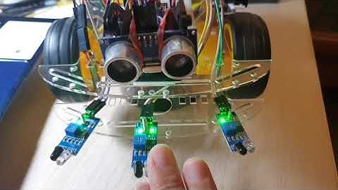 [鼎生創意]尋跡模組控制智能小車方向