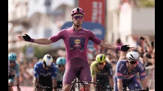 Cycling - Giro d'Italia 2024 - Jonathan Milan again on stage 11, another crash during the sprint !