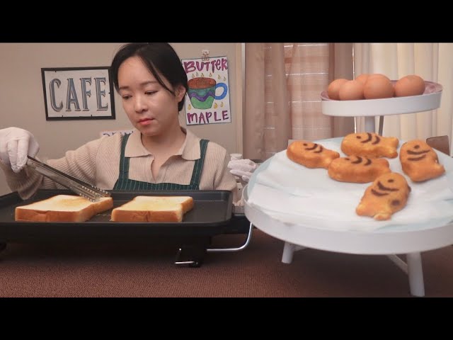 ASMR  Cafe Roleplay (soft spoken)