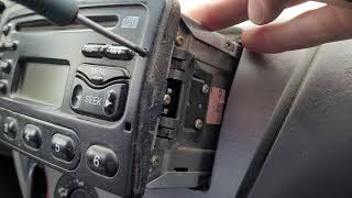 mk1 ford focus radio removal without tools