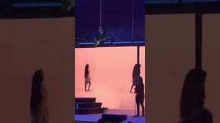 Every Kind Of Way - H.E.R. live in Jacksonville