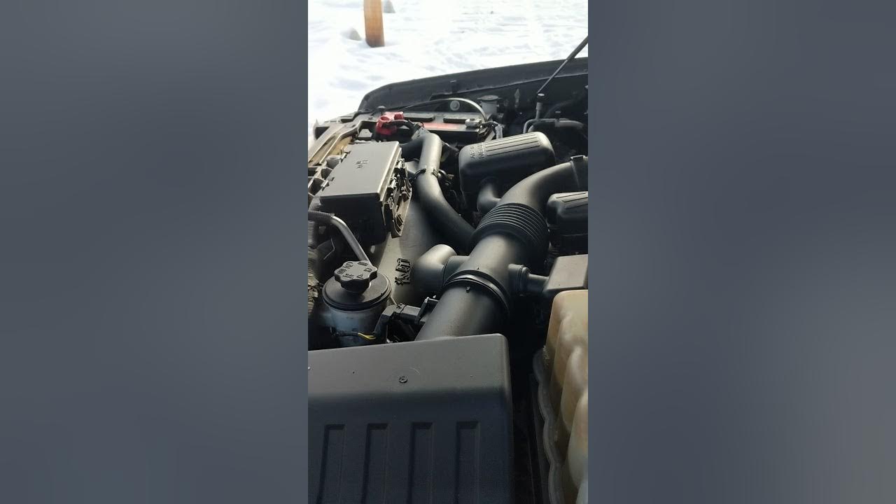 2009 F150 5.4 engine noise - YouTube
