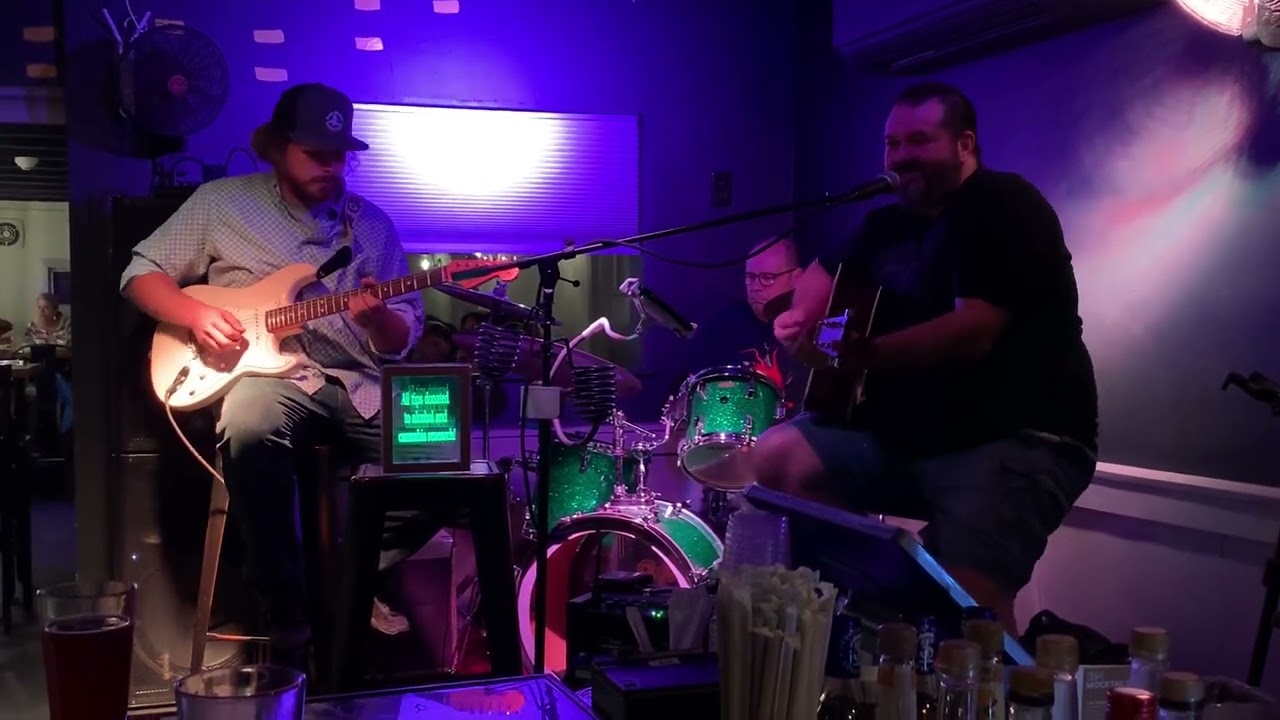 Crying Out Loud covering TUPOLO HONEY (Van Morrison) - Bar Harbor