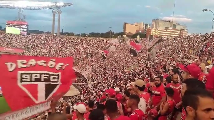 São Paulo FC on X: Neste domingo, o Tricolor começa a busca pelo título do  Campeonato Paulista Sub-17! Saiba mais:  🆚  Corinthians 🏆 PTA Sub-17 ➡️ Final - jogo 1 ⏰