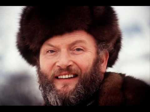 Ivan Rebroff sings Russian folk songs - 5. The little bell of troika