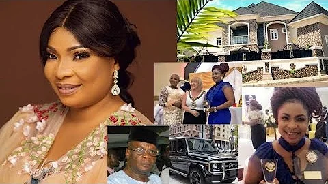 HAPPENING NOW: LAIDE BAKARE HOUSE WARMING LIKE CONCERT K1 DE ULTIMATE  PLAYS FOR NOLLYWOOD ACTORS