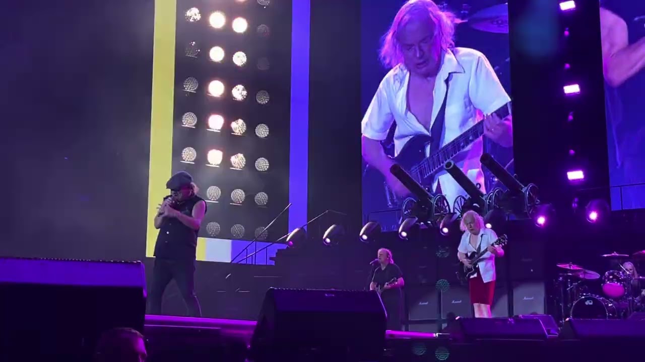 AC/DC For Those About To Rock Karlsruhe 17.08.2025 Front Row