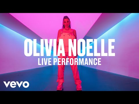 Olivia Noelle - Fck Around & Fall In Luv (Live) | Vevo DSCVR