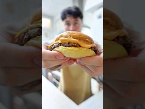 Burger facile à faire à la maison ! 🤤🍔#burger #recetteburger #burgerrecette #recetterapide #food