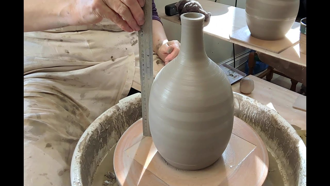 Throw a long necked bottle 2