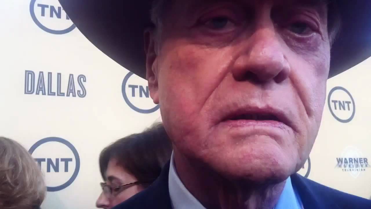 Larry Hagman at the premier of DALLAS by Vanessa Lua for whatthehelldidshesay.com