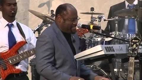 Dr Myles Munroe - Brand New World