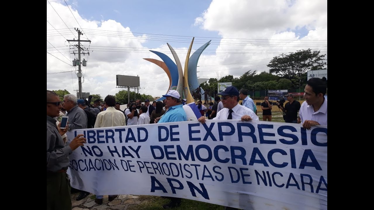 Periodistas independientes de Nicaragua exigen respeto - YouTube