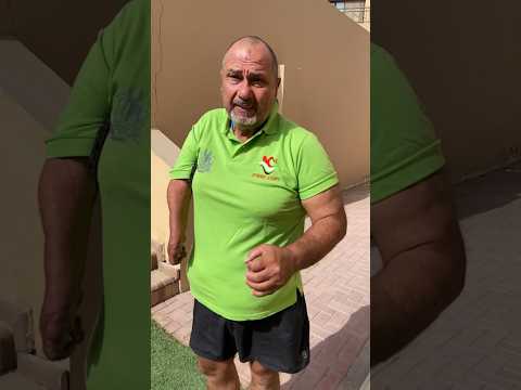 طلوع ونزول سلم بدون إستخدام الكرسي المتحرك