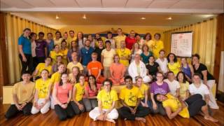 Sivananda Yoga 12 Steps Long Hold Session - Swami Paramananda