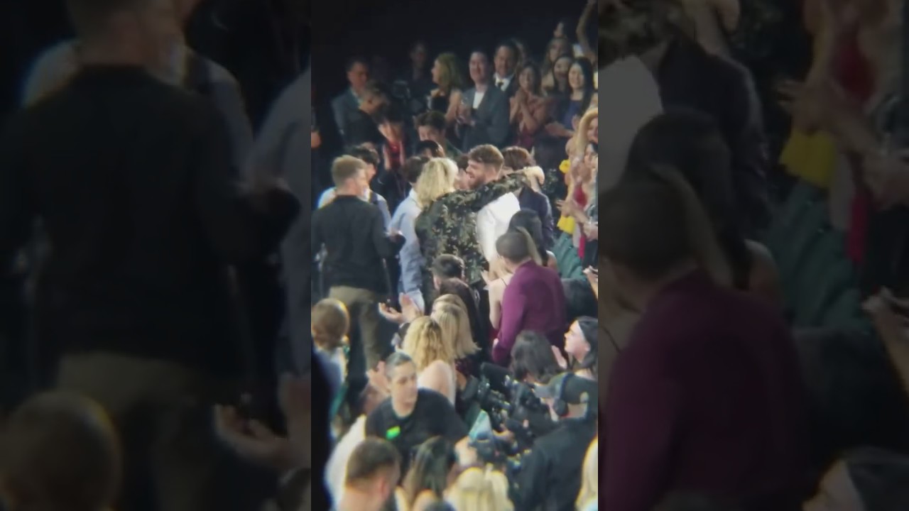 Chainsmokers win BTS congratulate Billboard Music Awards 2018 BBMAs