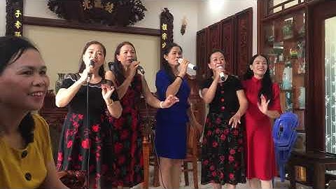 Lời Chúc Của Mùa Xuân. SL: Hưng Thiên Huy. Tb: Tốp nữ CLB chèo TP Chí Linh