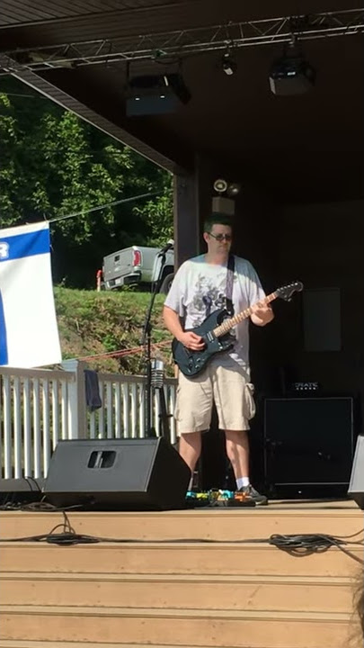 Owl Eyes Covers Judas Priest's Breakin' the Law 2