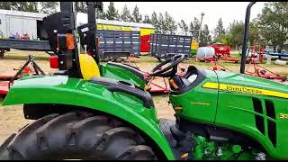 John Deere  3036E