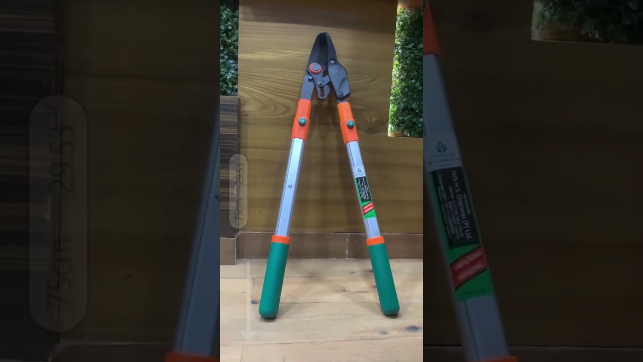 “Smooth, Clean Cuts Every Time—Hedge Shears Review! 🌿 